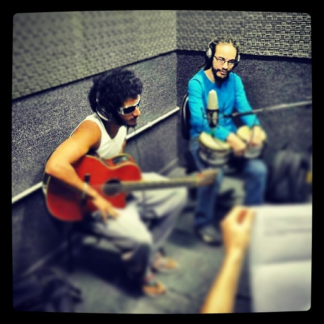 Ouça o rock da Balaclava