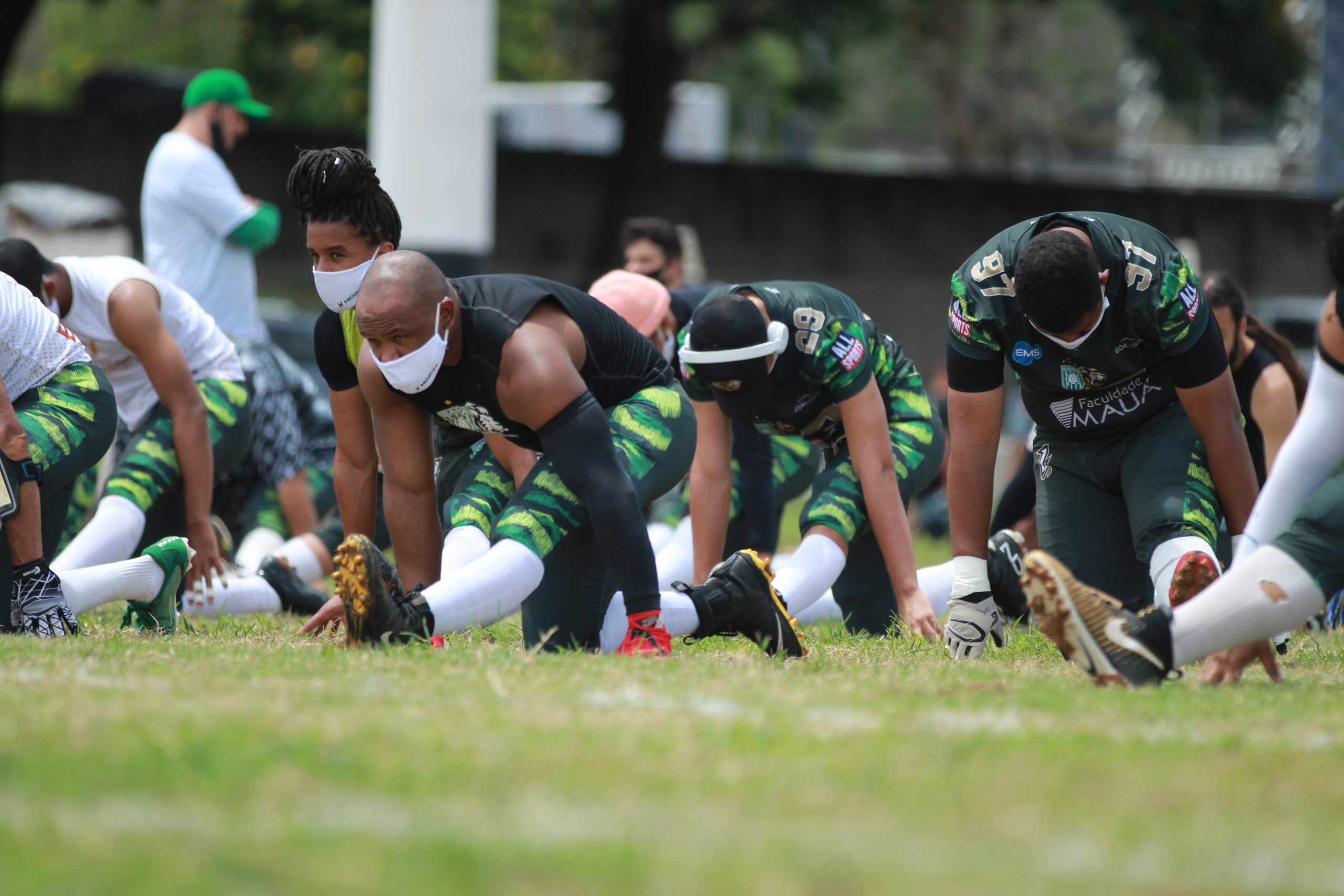 Equipes de futebol americano do DF começam seleção de novos