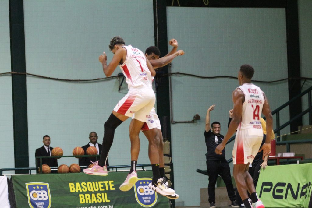 SESI - Franca - Após jogo equilibrado, Sesi Franca Basquete é