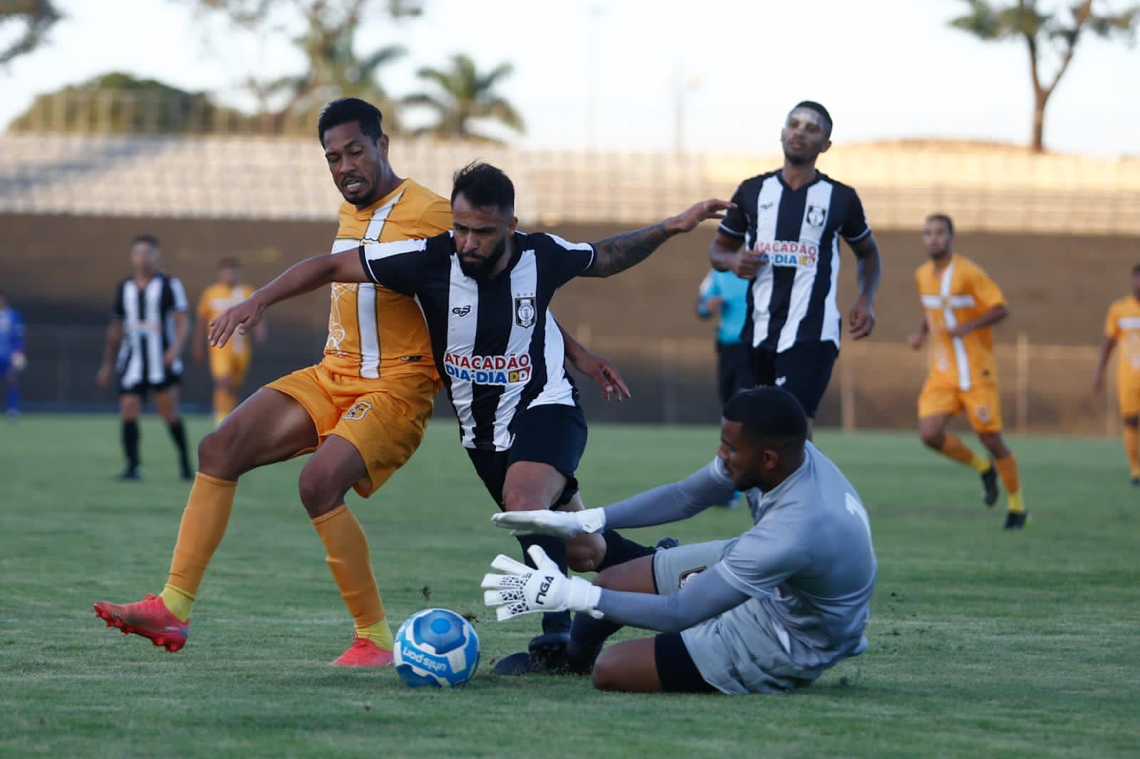 Com empates, Planaltina e Ceilandense garantem o acesso para o