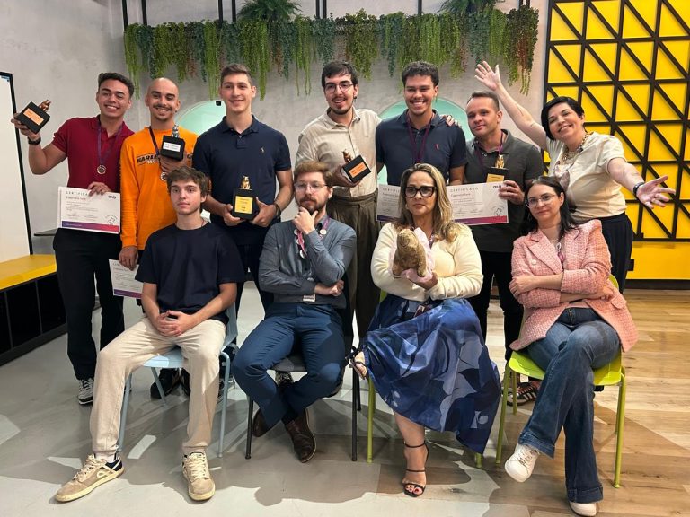 Capivaras e competidores