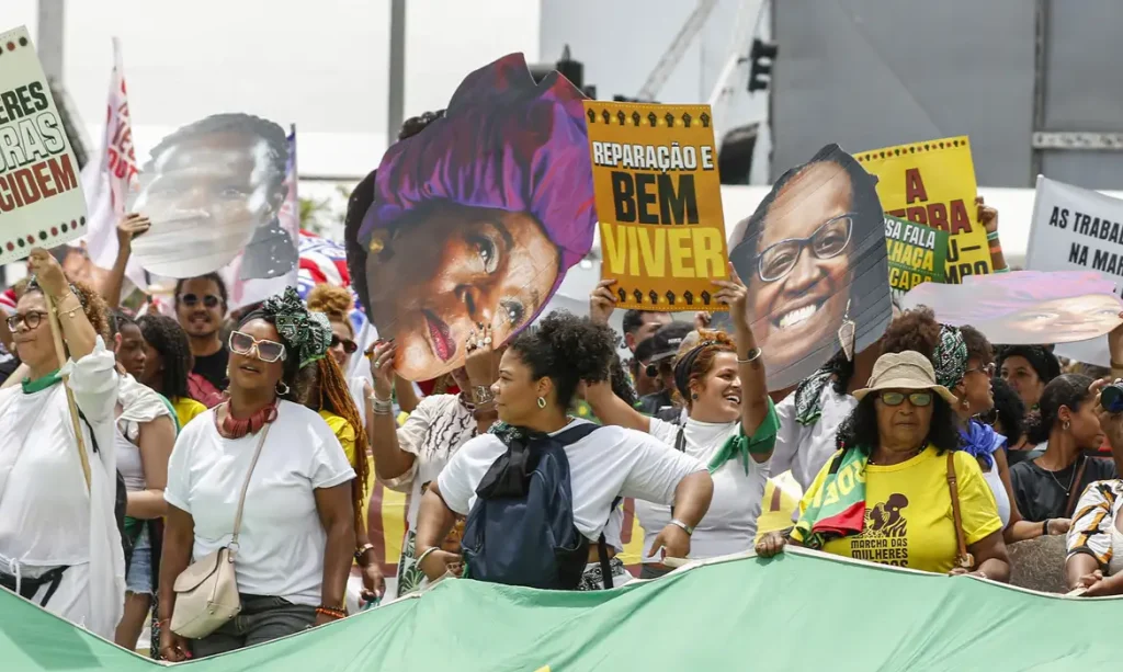 Marcha das Mulheres Negras em Brasília: “esse é um ato de sobrevivência”, diz manifestante