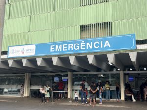 Na Fila: pacientes lamentam demora de atendimento em hospitais públicos e privados